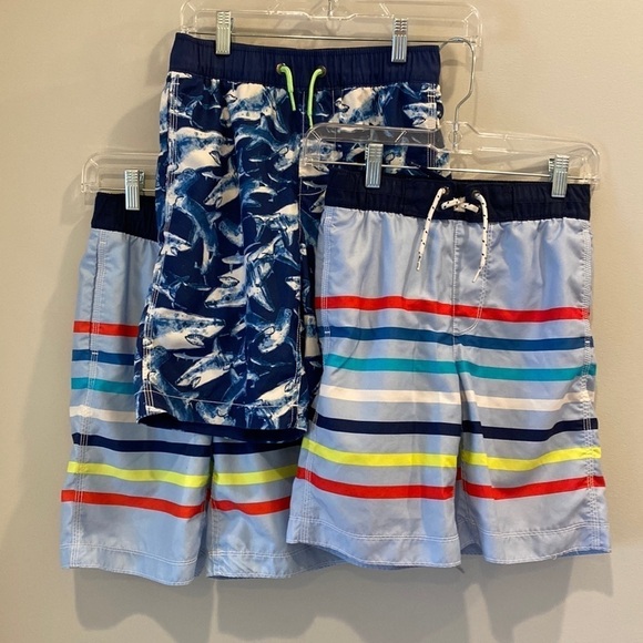 Gap - boys swim trunks.  Set of 3!! Size Medium - Picture 1 of 15